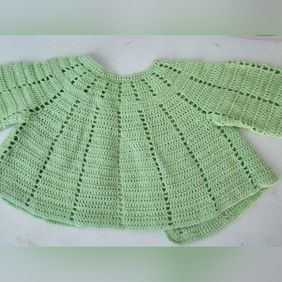 Girl's Green Knit Sweater Size 12 Months The Children's Place - Picture 3 of 3